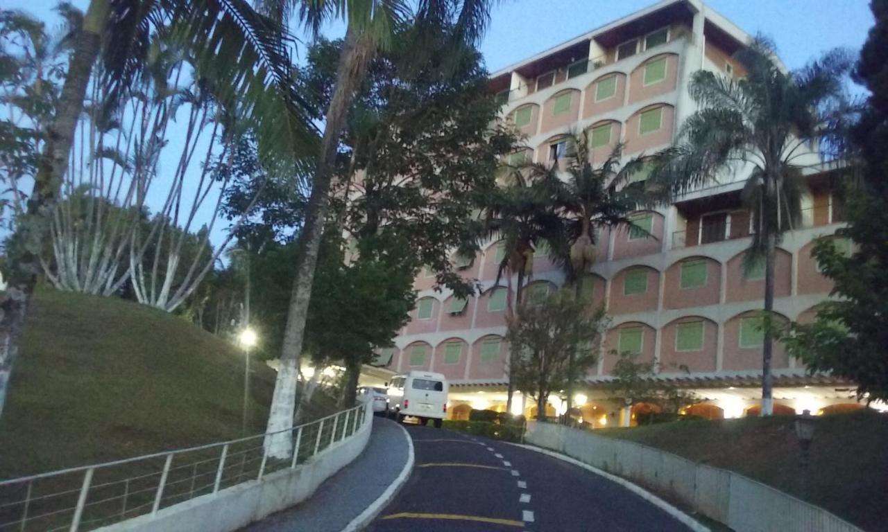 Flat No Cavalinho Branco Aparthotel Águas de Lindóia Esterno foto